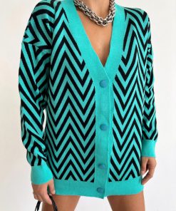 Toptan Triko Osmanbey Laleli Merter Wholesale Knitwear Düğmeli Desenli Triko Hırka