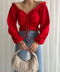 Toptan Bayan Giyim Wholesale Merter Tekstil İmlalatçıları Madonna Yaka Fırfırlı Ön Büzgülü Bluz