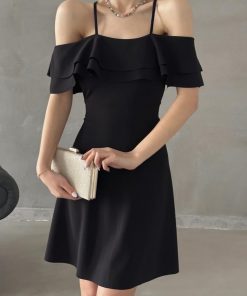 Toptan Bayan Giyim Wholesale Merter Tekstil İmalatçıları Askılı Madonna Yaka Krep Elbise